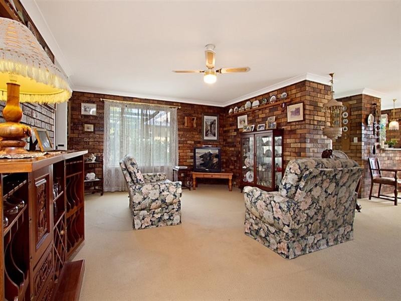 26 Lawnton Street, Daisy Hill QLD 4127