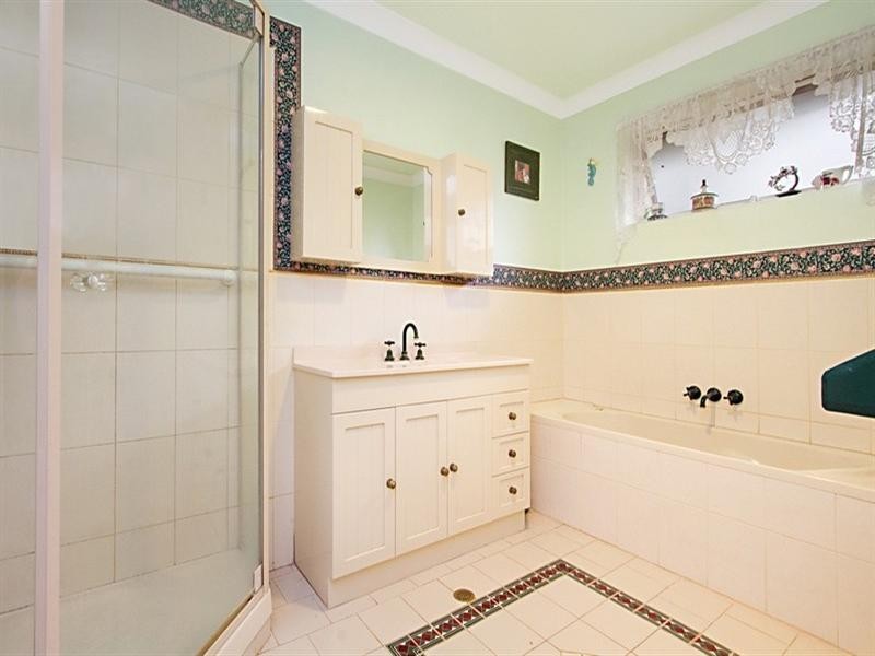 26 Lawnton Street, Daisy Hill QLD 4127