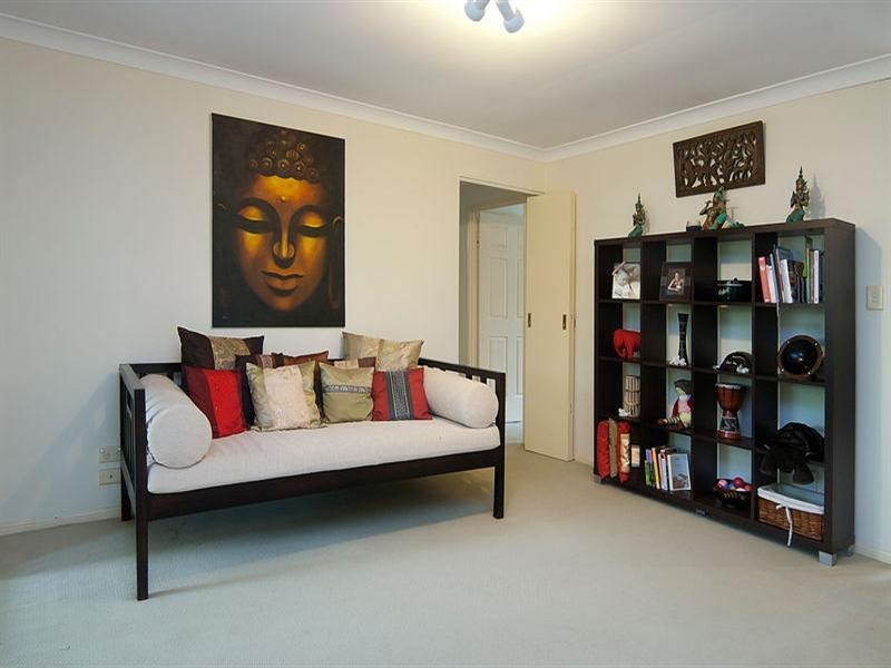 42 Tansey Drive, Tanah Merah QLD 4128