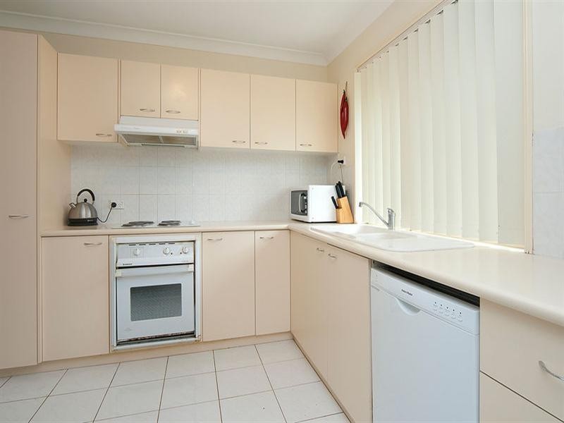 42 Tansey Drive, Tanah Merah QLD 4128