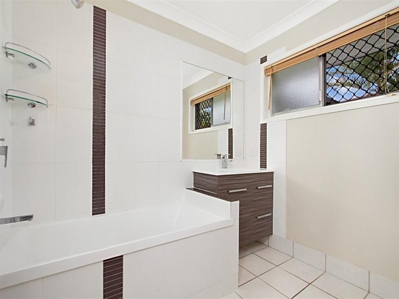 16 Delsia Street, Rochedale South QLD 4123