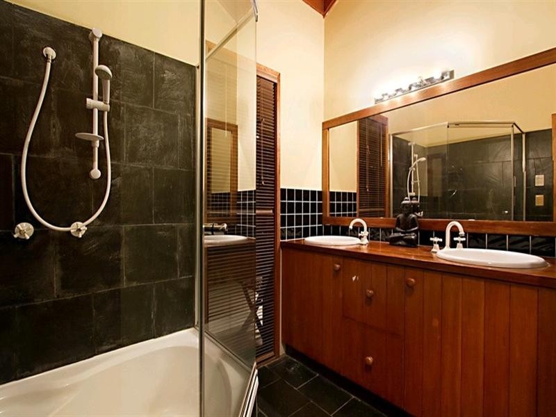 3 Knox Court, Rochedale South QLD 4123