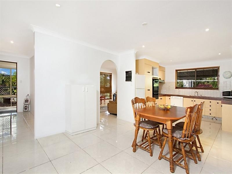 135 Shailer Road, Shailer Park QLD 4128