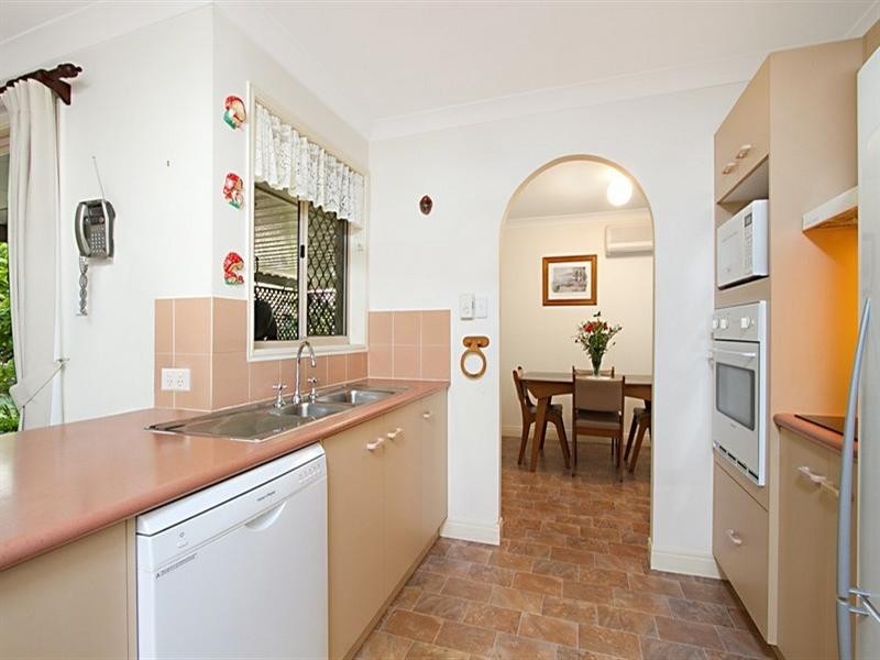 25 Yvonne Crescent, Mount Warren Park QLD 4207