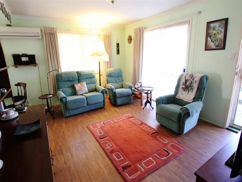 28 Winona Street, Shailer Park QLD 4128