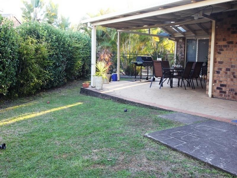 8 Parry Court, Windaroo QLD 4207