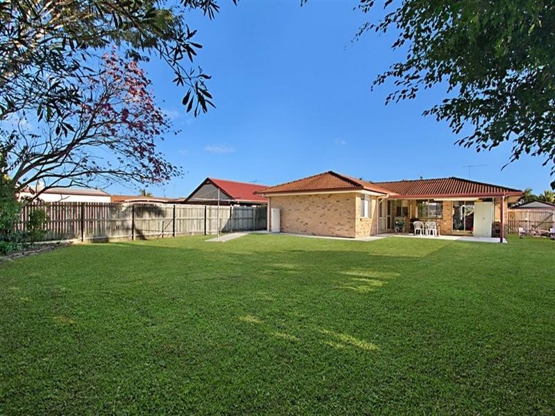 33 Tansey Drive, Tanah Merah QLD 4128