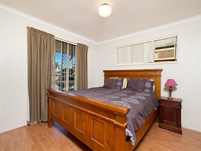 86 Chatswood Road, Springwood QLD 4127