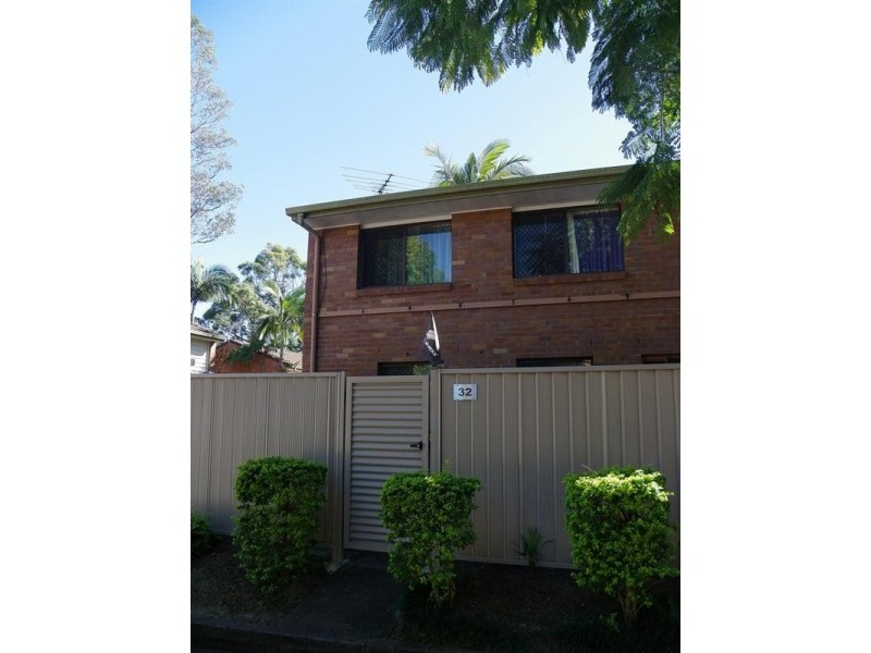 32/127 Barbaralla Drive, Springwood QLD 4127