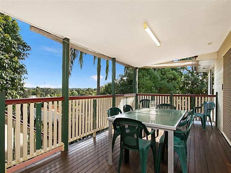 27 Sundar Crescent, Tanah Merah QLD 4128