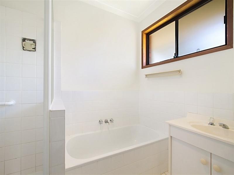 4/54 Dorset Drive, Rochedale South QLD 4123