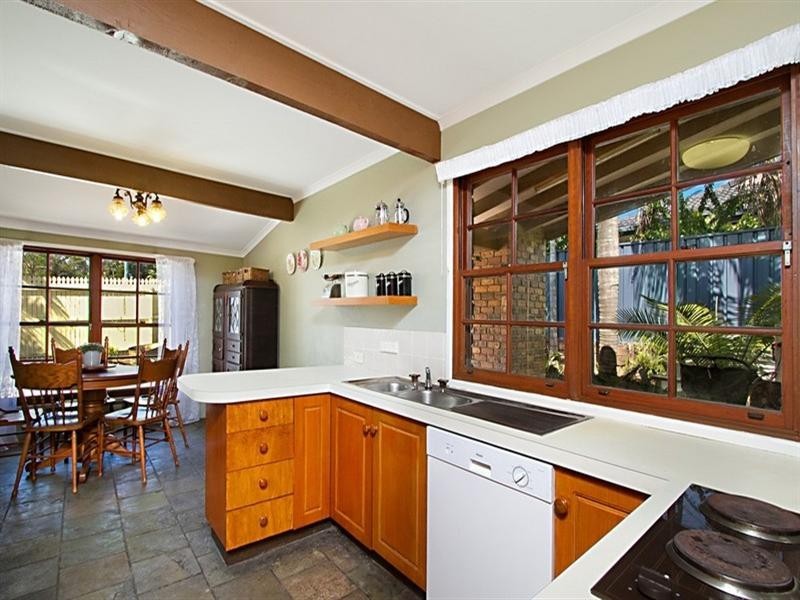 19 Ermington Street, Daisy Hill QLD 4127