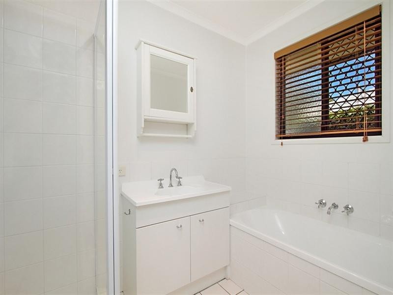 49 Tansey Drive, Tanah Merah QLD 4128