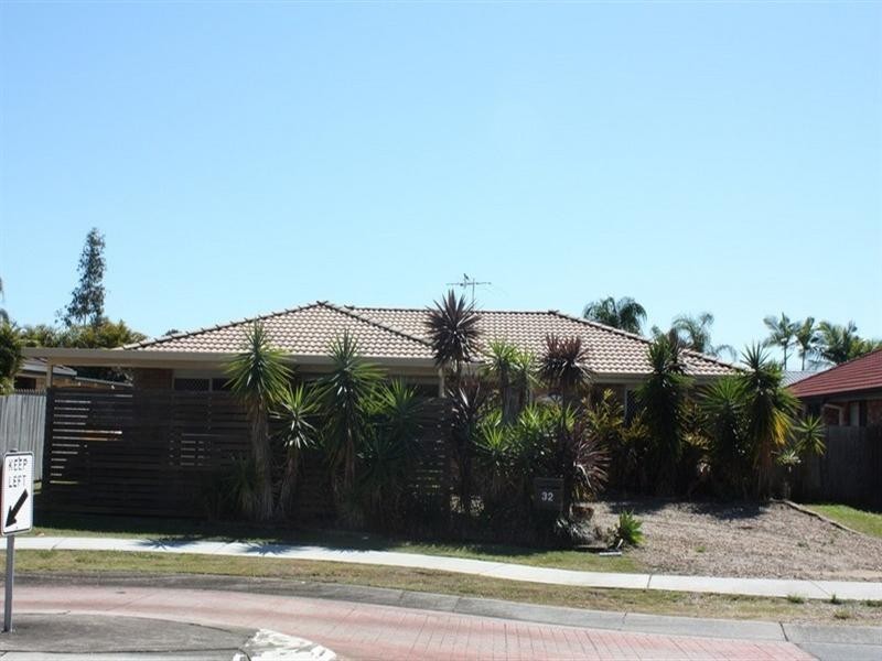32 Batehaven Street, Loganholme QLD 4129