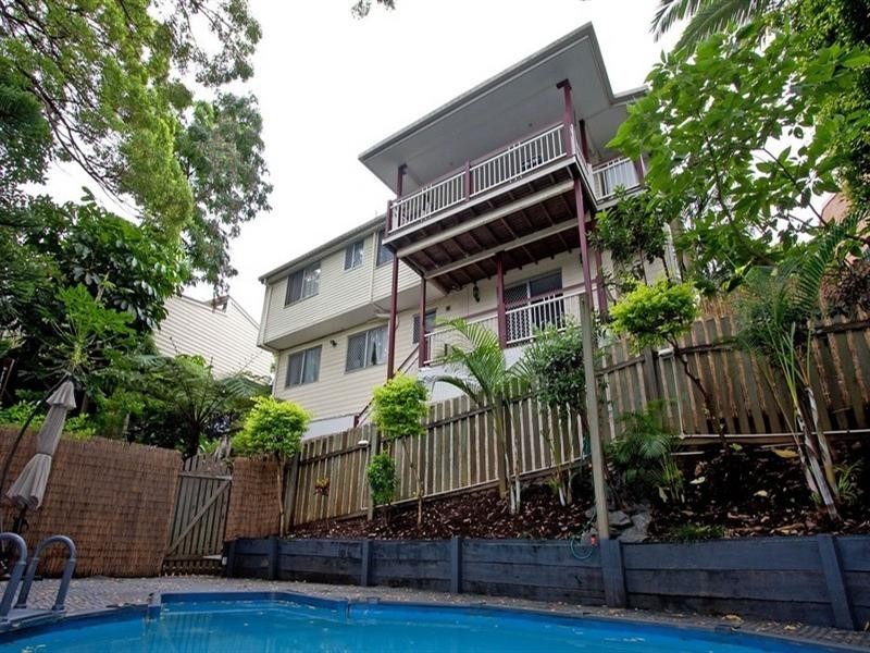 16 Erasmus Street, Cornubia QLD 4130