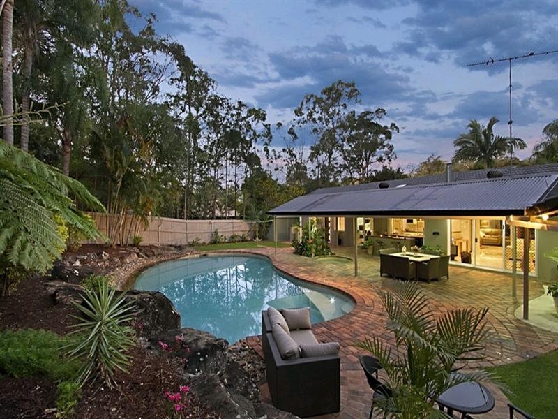 6 Kent Close, Springwood QLD 4127