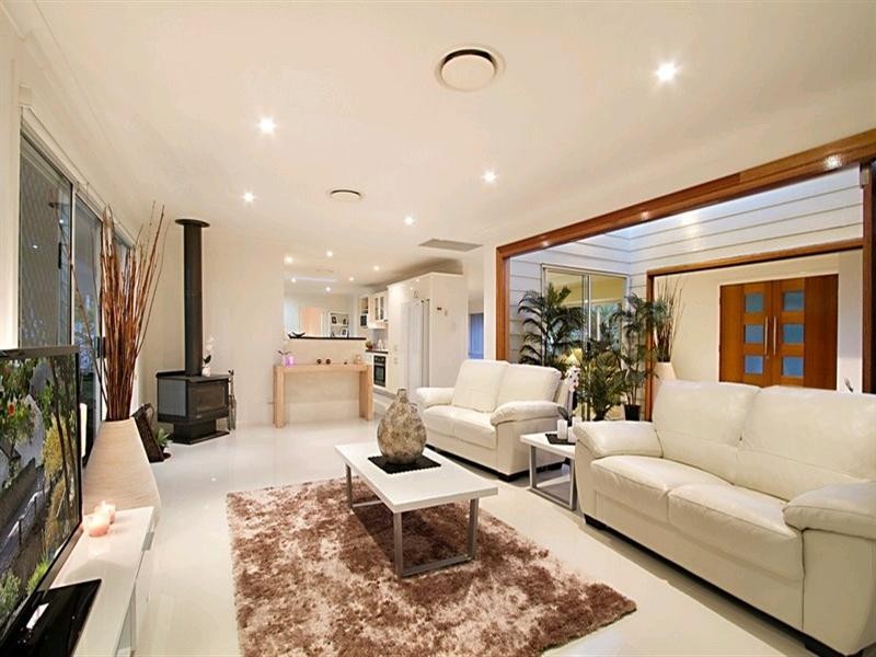 6 Kent Close, Springwood QLD 4127