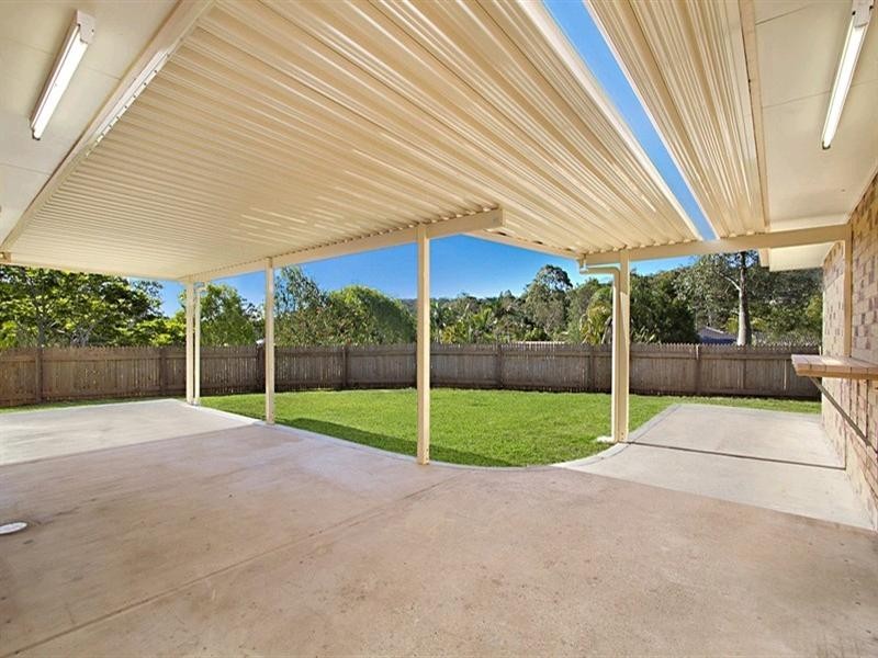 365 Chatswood Road, Shailer Park QLD 4128