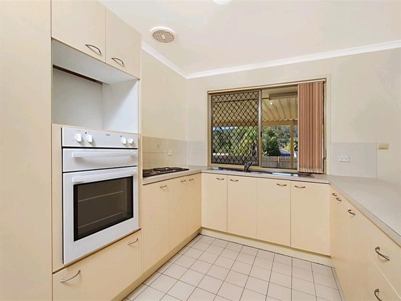365 Chatswood Road, Shailer Park QLD 4128