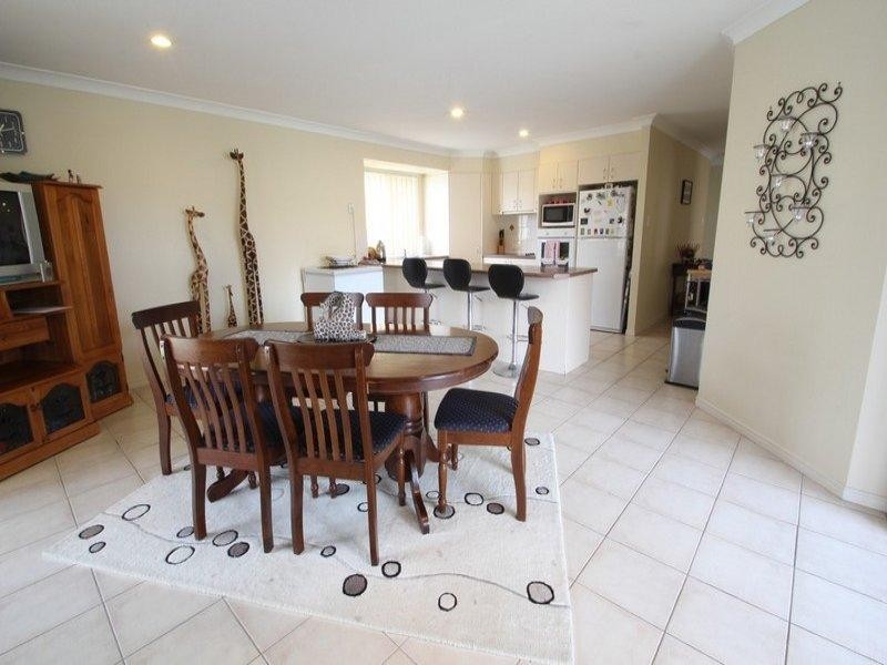 35 Allenby Drive, Meadowbrook QLD 4131