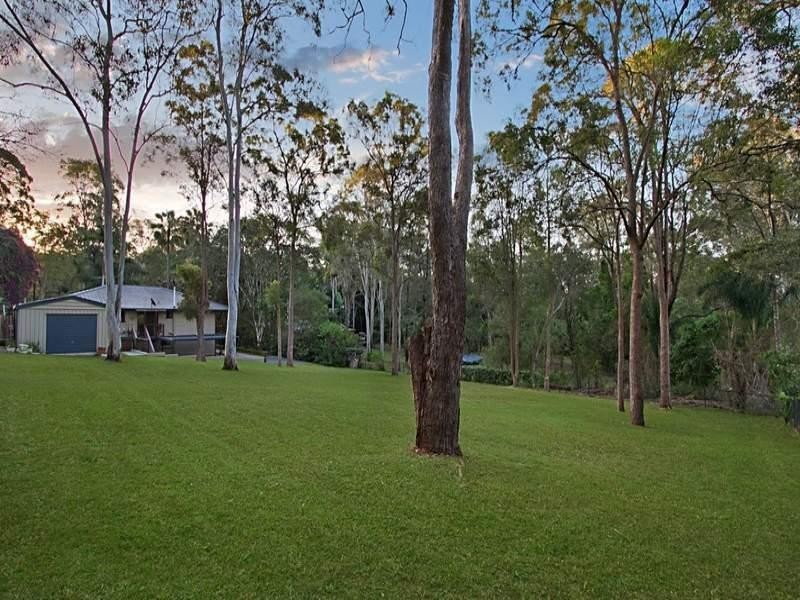 40 Goenoeng Drive, Tanah Merah QLD 4128