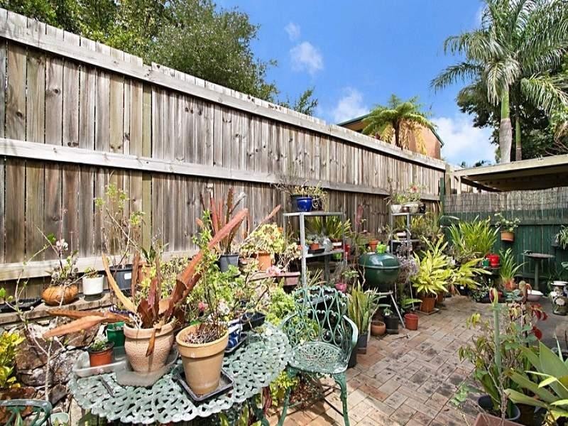 2/18 Old Chatswood Road, Daisy Hill QLD 4127