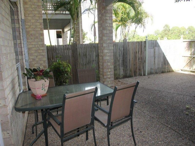 25/8 Peninsula Avenue, Cornubia QLD 4130