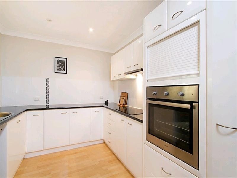 6 Ambat Court, Tanah Merah QLD 4128