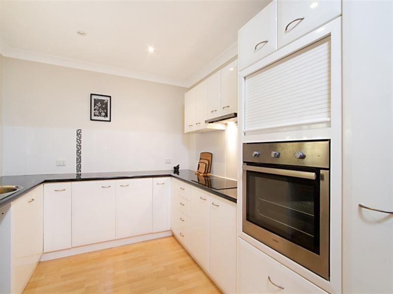 6 Ambat Court, Tanah Merah QLD 4128