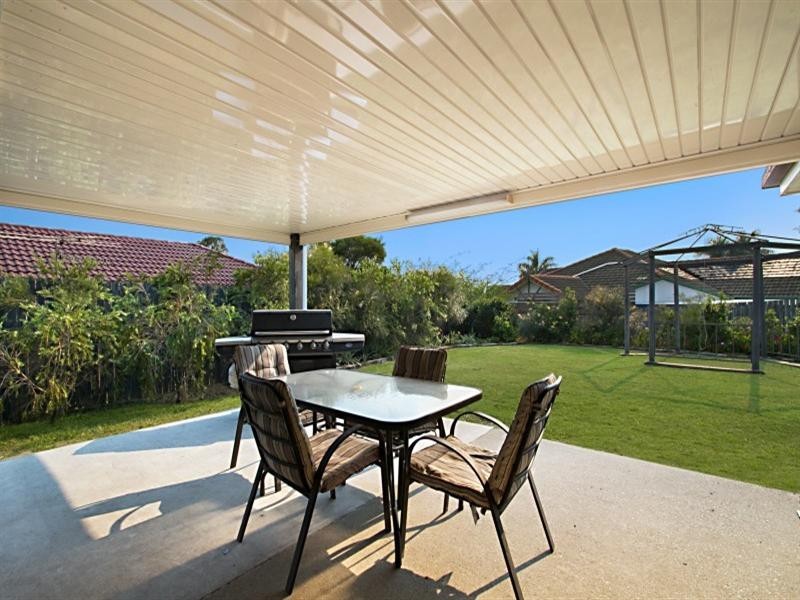 6 Ambat Court, Tanah Merah QLD 4128