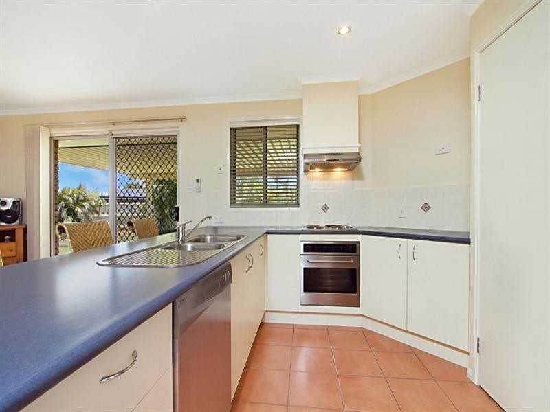 2 Perak Court, Tanah Merah QLD 4128