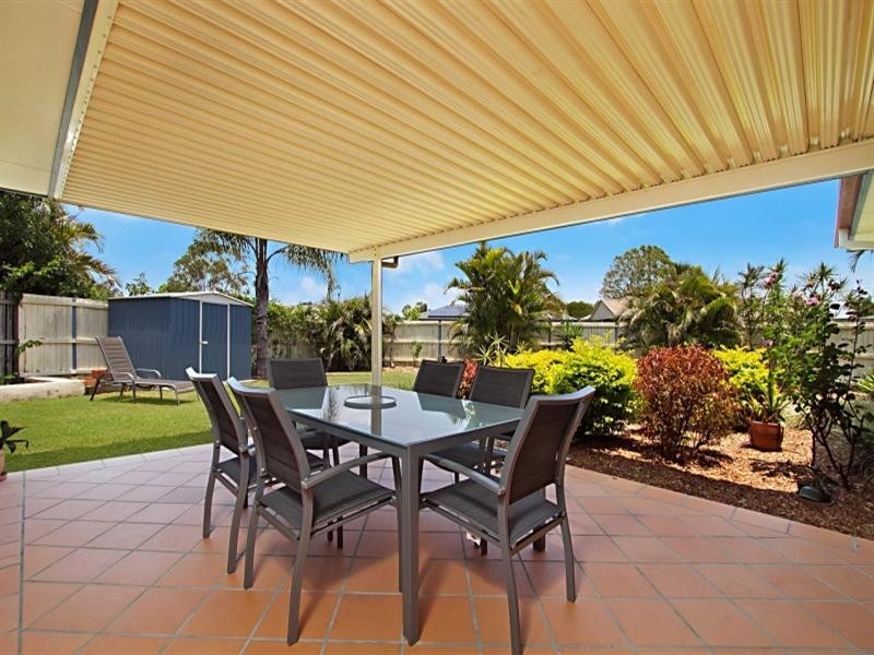 2 Perak Court, Tanah Merah QLD 4128