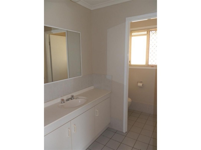 5 Burrum Court, Eagleby QLD 4207