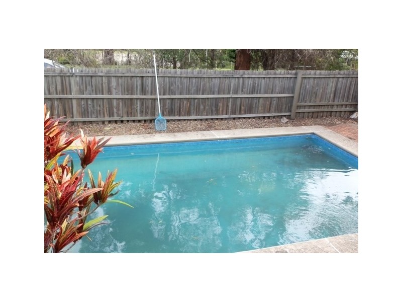 67 Barbaralla Drive, Springwood QLD 4127