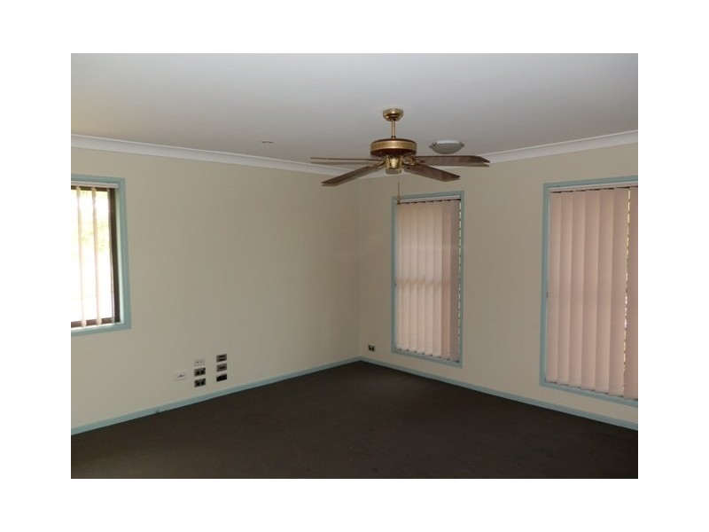 67 Barbaralla Drive, Springwood QLD 4127