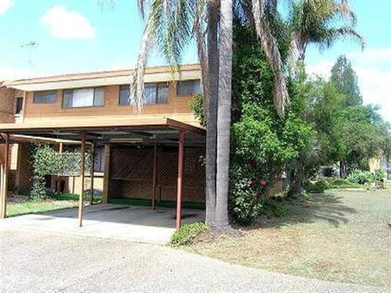 1/4 Efymia Court, Daisy Hill QLD 4127