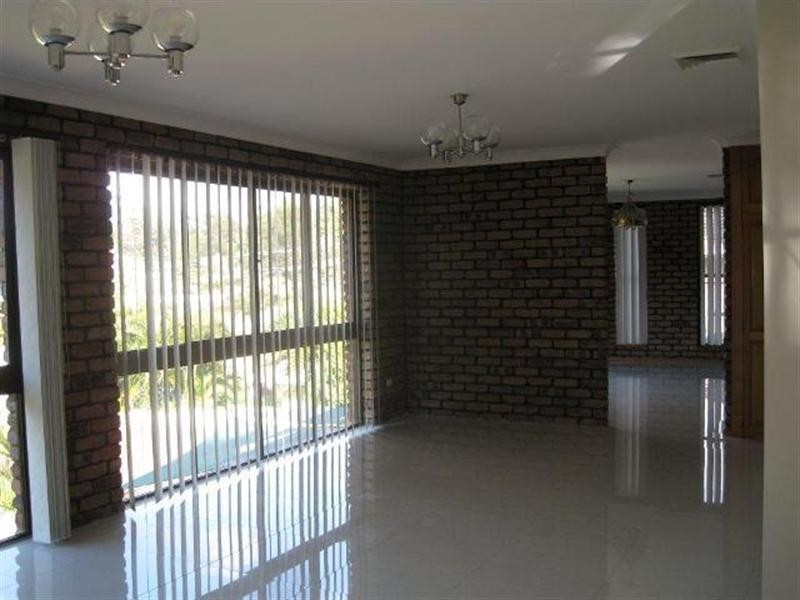 4-6 Parkview Crescent, Shailer Park QLD 4128