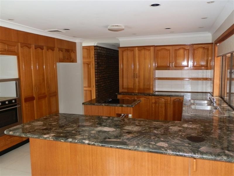 4-6 Parkview Crescent, Shailer Park QLD 4128