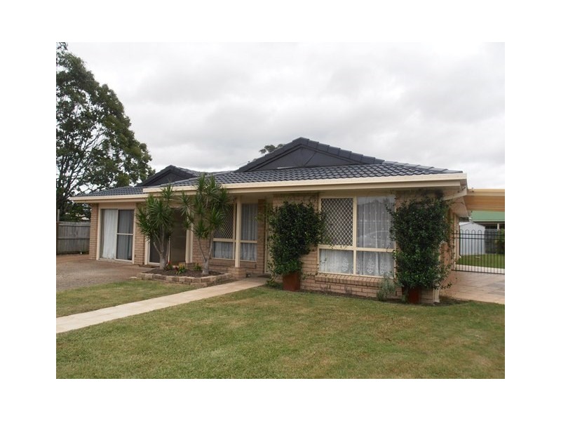 17 Perak Court, Tanah Merah QLD 4128