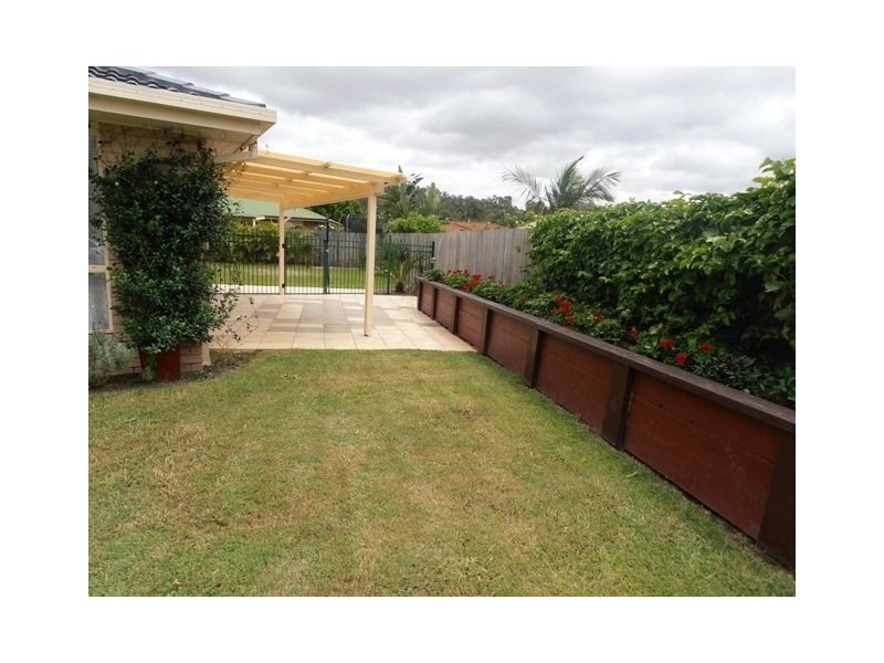 17 Perak Court, Tanah Merah QLD 4128