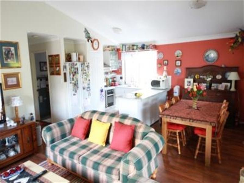 16 Starling Street, Loganlea QLD 4131