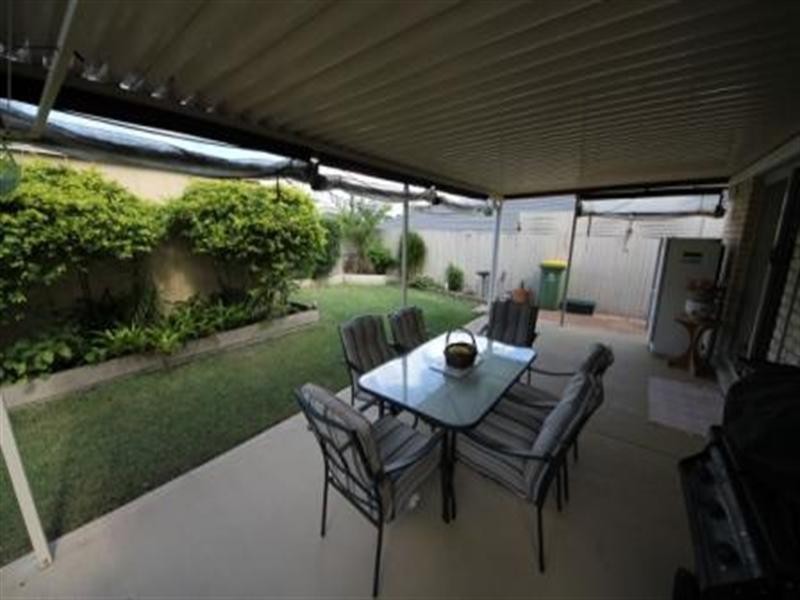 16 Starling Street, Loganlea QLD 4131