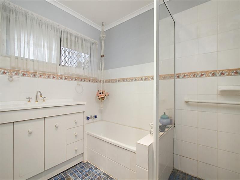 10 Concorde Drive, Loganholme QLD 4129