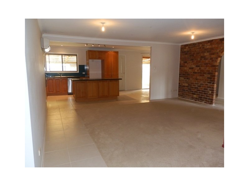 33 Doretta Street, Shailer Park QLD 4128
