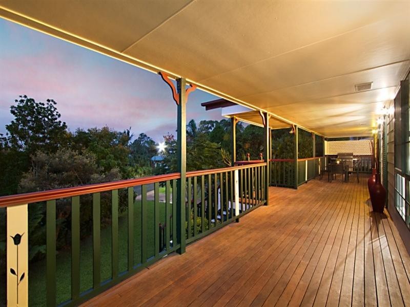 1 Arup Terrace, Edens Landing QLD 4207