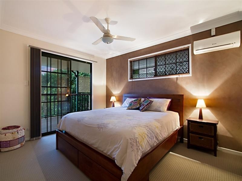 1 Arup Terrace, Edens Landing QLD 4207