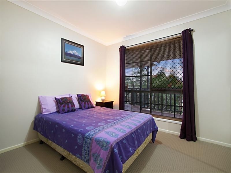 1 Arup Terrace, Edens Landing QLD 4207