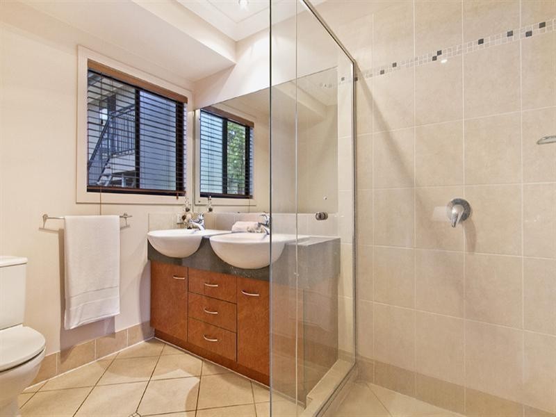 6-8 Dane Court, Shailer Park QLD 4128