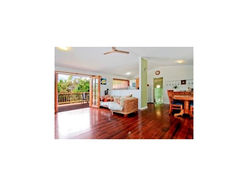 120 Barbaralla Drive, Springwood QLD 4127