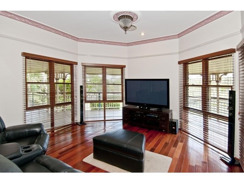 43 Stubbin Street, Belivah QLD 4207